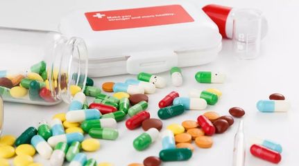 中美貿(mào)易戰(zhàn)對醫(yī)藥行業(yè)的影響（中） 仿制藥、醫(yī)療服務(wù)貿(mào)易、創(chuàng)新藥研發(fā)與技術(shù)轉(zhuǎn)讓及CRO